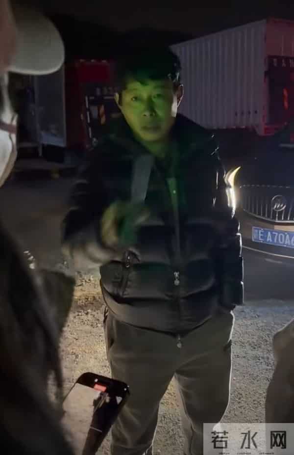 成毅拍摄《两京十五日》受伤，剧组回应惹怒粉丝！