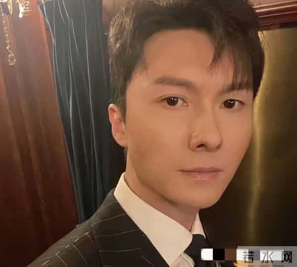 TVB视帝内地电影开拍当男一，角色造型夸张，网友褒贬不一