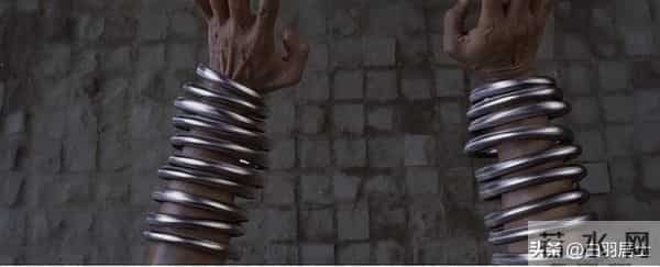 《功夫》包租公夫妇的俯视下：苦力强、裁缝、油炸鬼的武功与局限