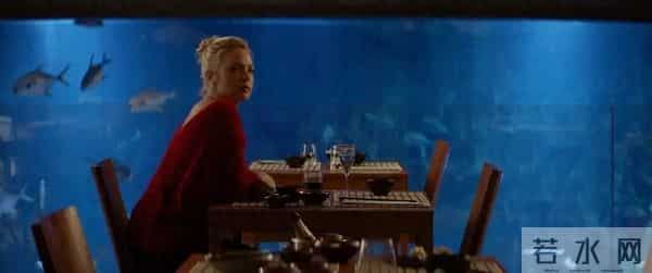 《手册》，女人欲望直男不懂女导演才懂？