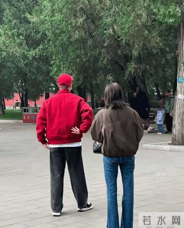 原来他们是夫妻，女追男结婚才2月，演完《大生意人》终于红了