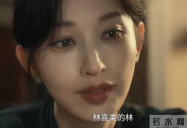 41岁靠《枭起青壤》翻红,都说她演技炸裂,我却觉得她演得太敷衍