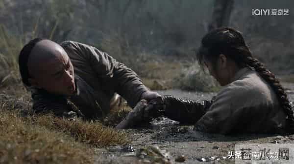 从头到脚皆可替?《大生意人》陈晓用这个镜头,给内娱上了一课