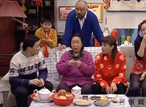 时隔23年,东北一家人剧组重聚!李琦巩汉林同框,多位演员已离世