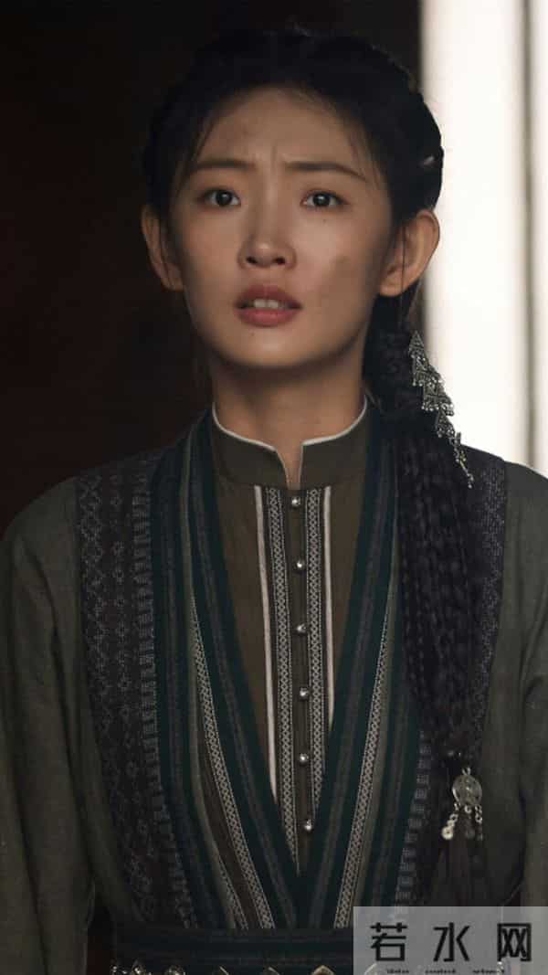 肖战周依然搂肩抱镜头炸热搜!《得闲谨制》路透:这对画风跑偏了