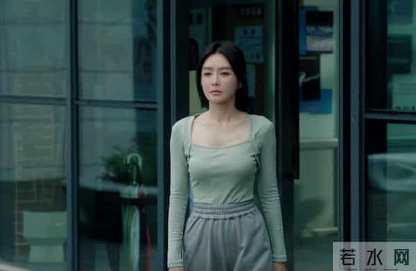 《亦舞之城》出圈理由：钟汉良的演技，白冰的脸，秦岚的身材