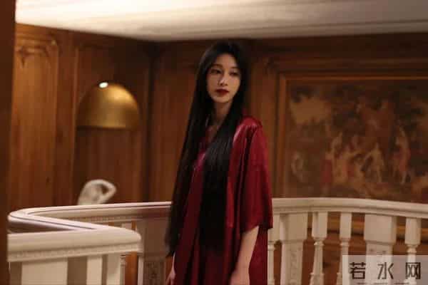 女演员长相有多重要?看《枭起青壤》33岁迪丽热巴和41岁张俪就知