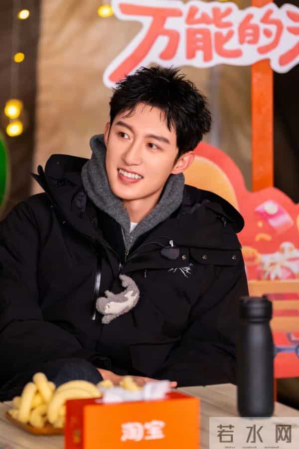 榜妹热线 ｜ 肖战电影定档在即？刘诗诗新商务？吴谨言无缝进组？