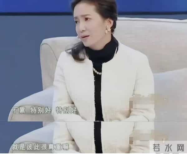 她长得漂亮,演技好,父母却一个瘫痪,一个截肢,丈夫将她宠成宝