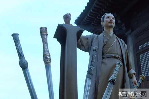 雪中悍刀行：李淳罡与剑九黄，谁是王仙芝的最强对手？