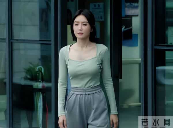 女演员长相很重要,《亦舞之城》秦岚出场,才明白什么叫身材一流