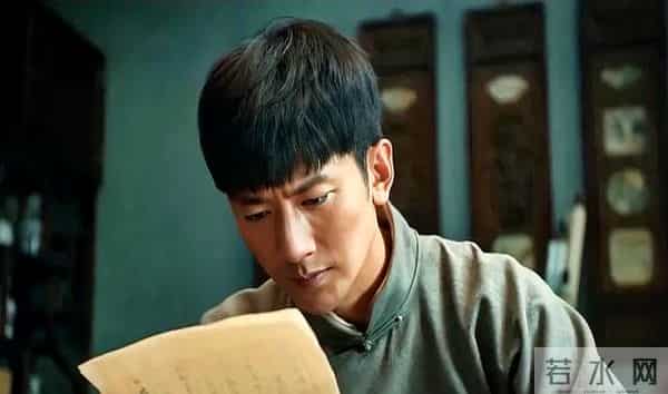 生万物:毒死费文典母亲,偷窥苏苏房事,费左氏同归于尽有多可悲