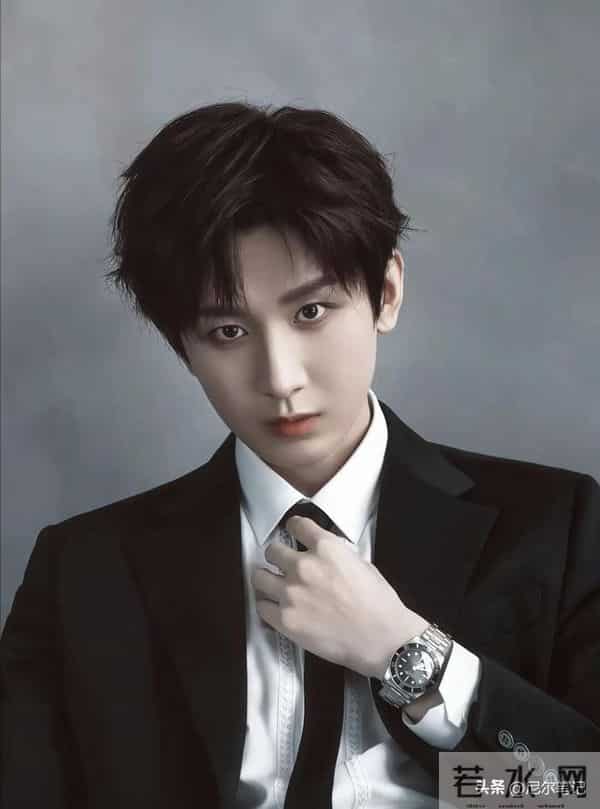 35岁成毅拍打戏受伤,腰部受重击后脑勺撞地,张晋的教训他没看懂