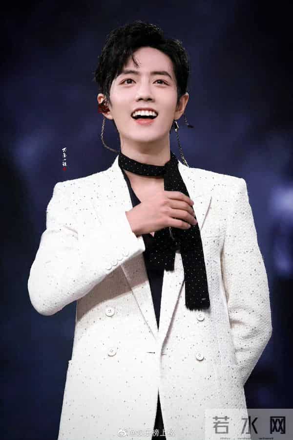 摊牌了!34岁肖战高调官宣喜讯,网友:恭喜,终于等到了这一天