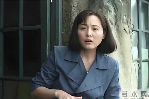 父母爱情：直到看见安欣一脸苦笑，才明白安欣的一生并不幸福