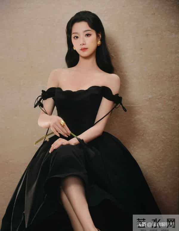 短剧女神人气排名大洗牌!郭宇欣第四,王小亿第二,她稳居榜首!