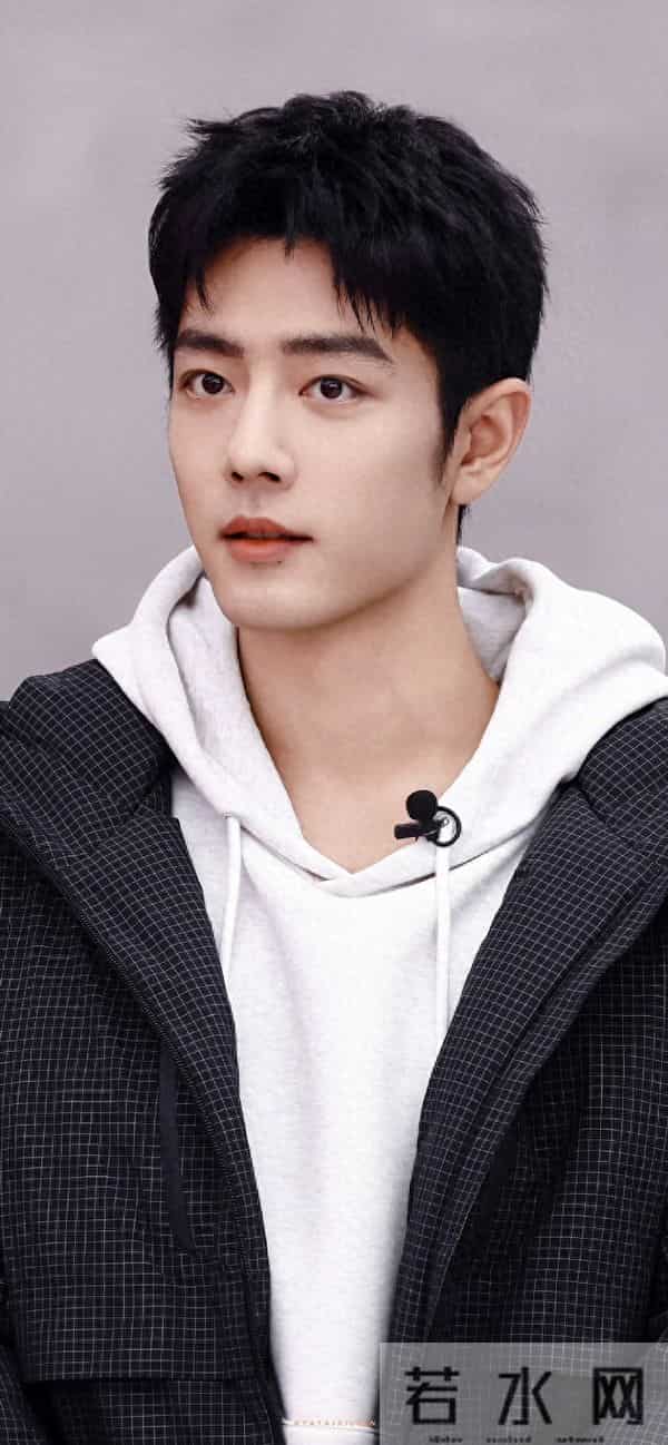 当工装裤遇上古风美男：肖战《得闲谨制》颠覆内娱审美范式！