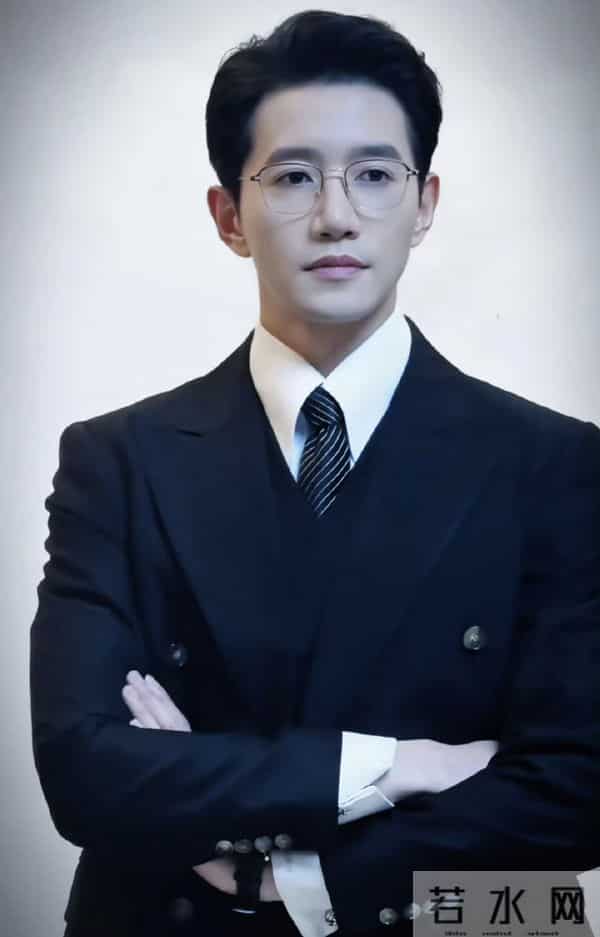 40度的天拍了4个多小时的床戏被一剪没,短剧男演员激情控诉