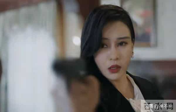 《隐锋》结局:直到贾云英被处决,才知信仰难抵亲情,贾云武饮弹