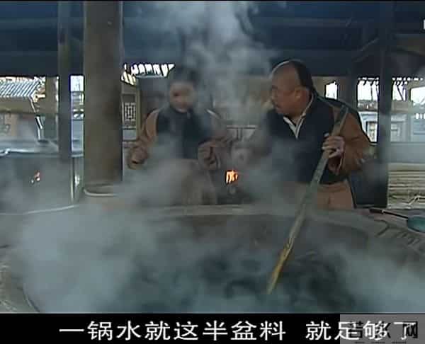 暗黑《大染坊》:陈寿亭偷学染布辞退师傅,行为卑劣更像反派