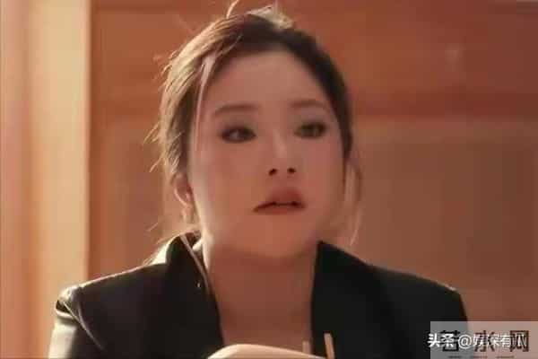 戏里又土又丑，戏外是气质美女，33岁王菊展现出什么叫换装如换人