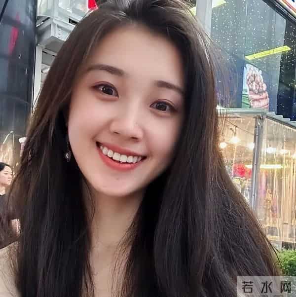 从龙套到年度影后，她凭什么一年狂揽30亿播放？