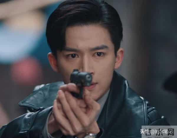 悬疑剧《暗影侦探》开播，看完7集后，我要说：探案剧就该这么拍