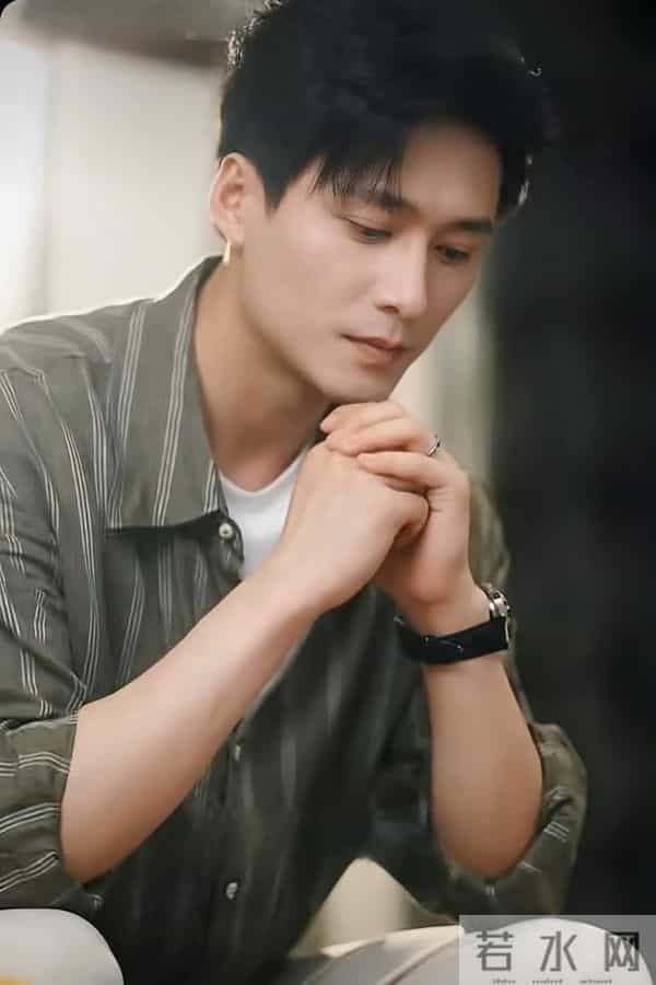 推荐短剧（1-100）《扑向玫瑰》：暗恋成真的甜宠故事