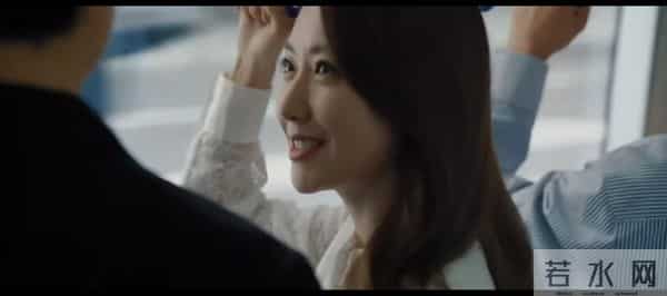 轮到钟汉良受夹板气了