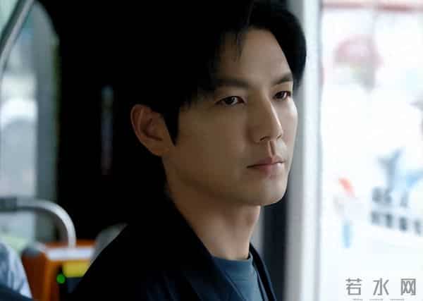 女演员长相很重要,《亦舞之城》秦岚出场,才明白什么叫身材一流