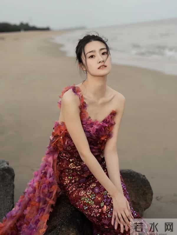 《枭起青壤》6位美女颜值排名：张俪第4, 迪丽热巴第2, 第1实至名归