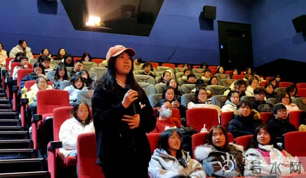 澜湄电影周《阿克达拉》举行路演活动 主创人员与观众交流分享创作心得