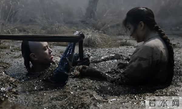 从头到脚皆可替?《大生意人》陈晓用这个镜头,给内娱上了一课