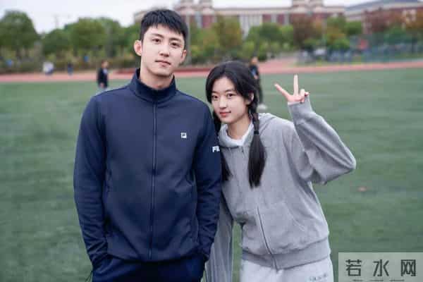 央视力推也没用?《大生意人》开播便差评不断,这位戏混子没救了