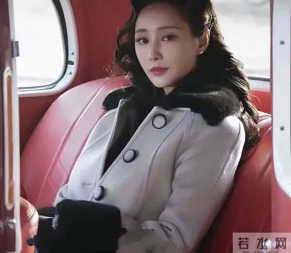 原来他们是夫妻，女追男结婚才2月，演完《大生意人》终于红了