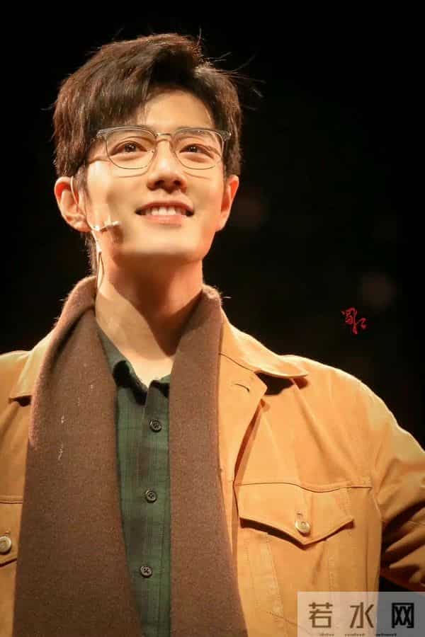 摊牌了！34岁肖战高调官宣喜讯，网友：恭喜，终于等到了这一天