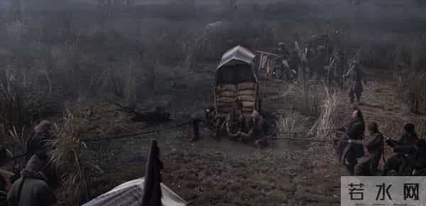 《大生意人》常玉儿送药救古平原,穿越战场显胆识,情愫难自抑