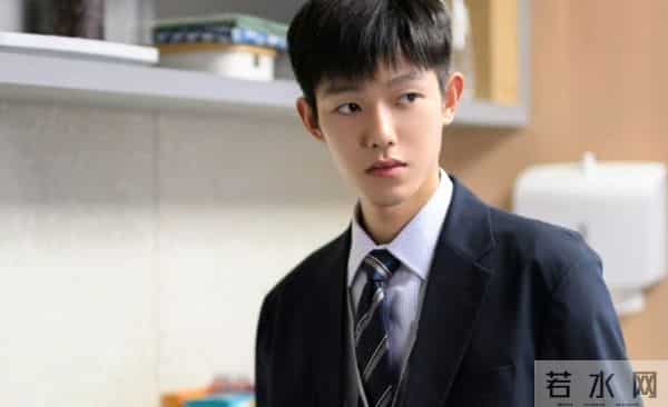 《即刻上场》男演员颜值排名,第一胡先煦,第二是他,第三王锵