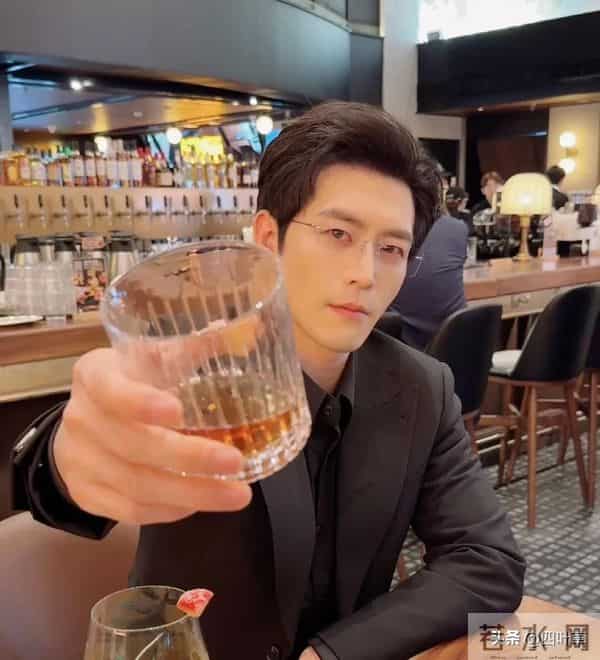 《大叔罗曼史》开机!三位戏骨演中年男人的下半场,这次真不吹牛