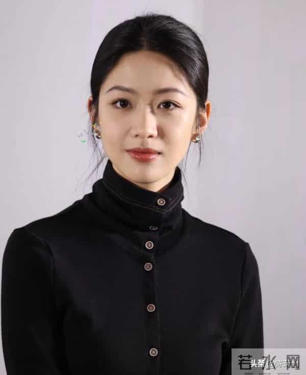 错怪向涵之了,她和朱亚文真的很搭!