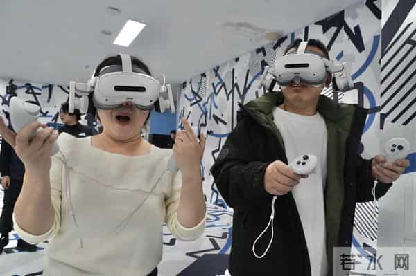 北京授牌首个！798艺术区能看虚拟现实电影了