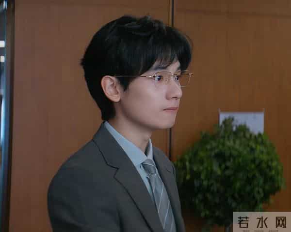 仅播5集，收视率破2，一口气追完我想说：能和《城中之城》媲美了