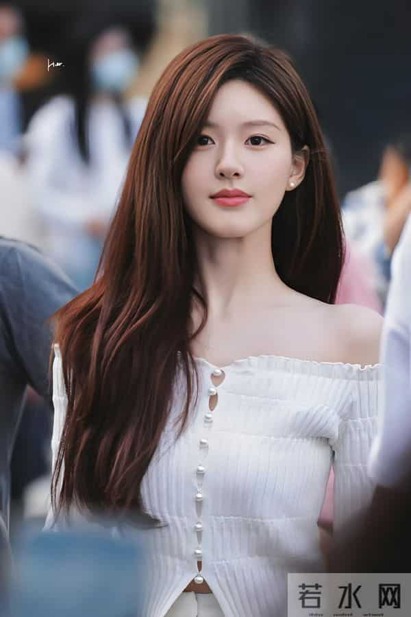 2小时43分热度破亿！年度角色榜单出炉，你更看好哪部剧？