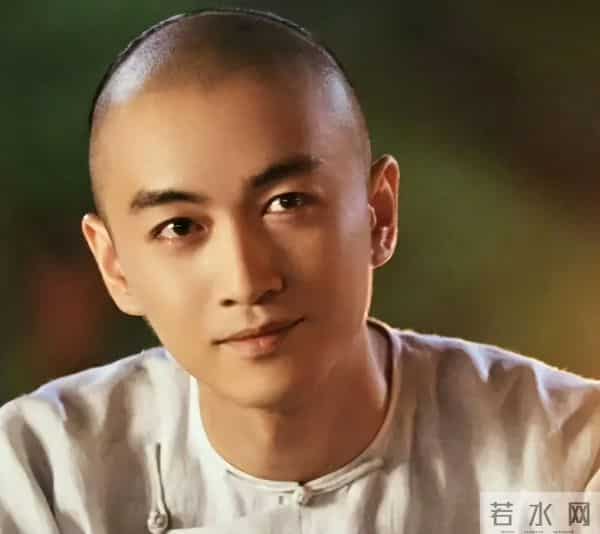 男演员长相多重要？《大生意人》陈晓出场，才知何为星星眼勾人魂