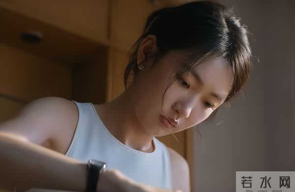 更5集收视破2!柳岩成功让观众入坑,连看4集后,央视这次押对宝