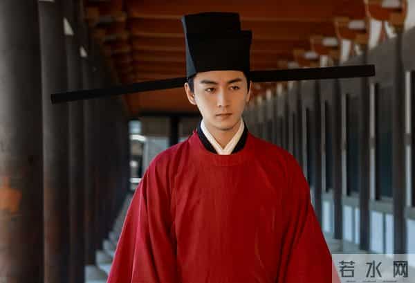 男演员长相多重要？《大生意人》陈晓出场，才知何为星星眼勾人魂