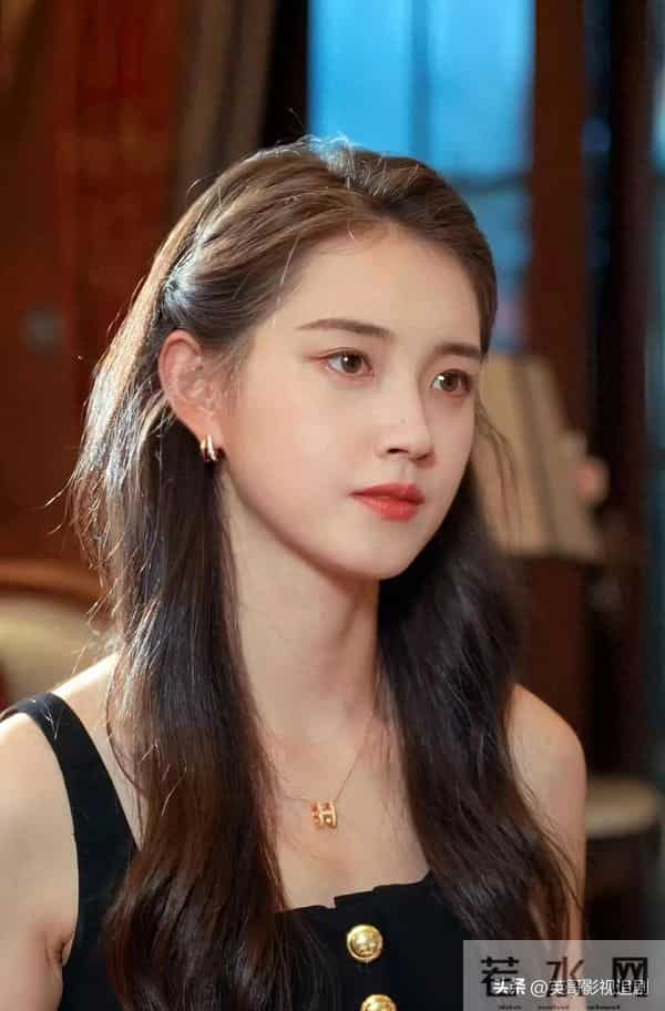 冲郭宇欣新剧女将军造型去的,却被男主惊艳到了,甩刘萧旭几条街