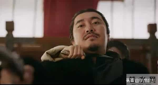 陈晓新剧《大生意人》疯批了!亲爹坑儿流放15年,弟弟竟对嫂子