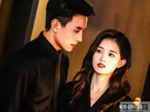 独爆8人糊!郭宇欣搭档里仅刘萧旭爆红,92%完播率藏短剧圈真相