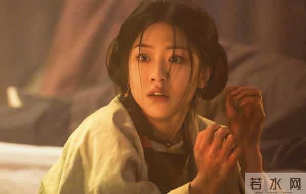 23岁小花带资进组混进央视,和陈晓、朱亚文搭戏,颜值低演技差